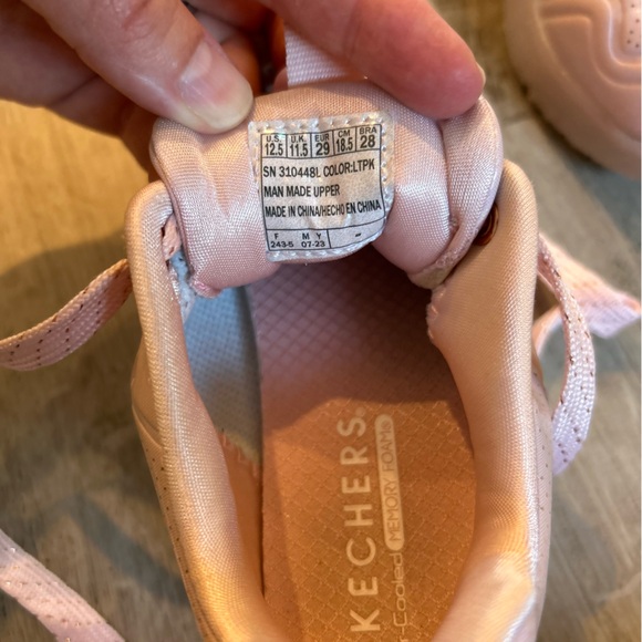 12.5 Skechers Uno Ice - Prism Luxe - Picture 3 of 5